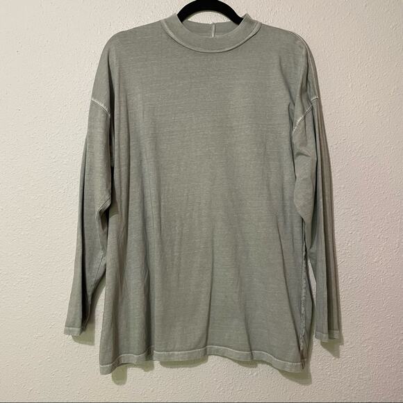 Free People Green Long Sleeve Mock Neck Tee Shirt XS Sage Oversized Thermal - Picture 1 of 12
